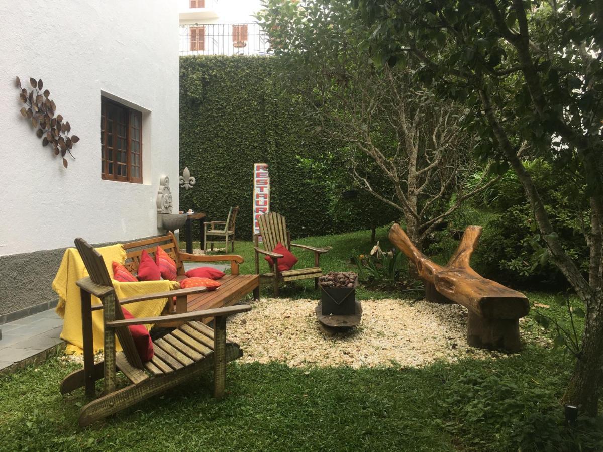 Apartamento Em Condominio Campos Do Jordao Bagian luar foto